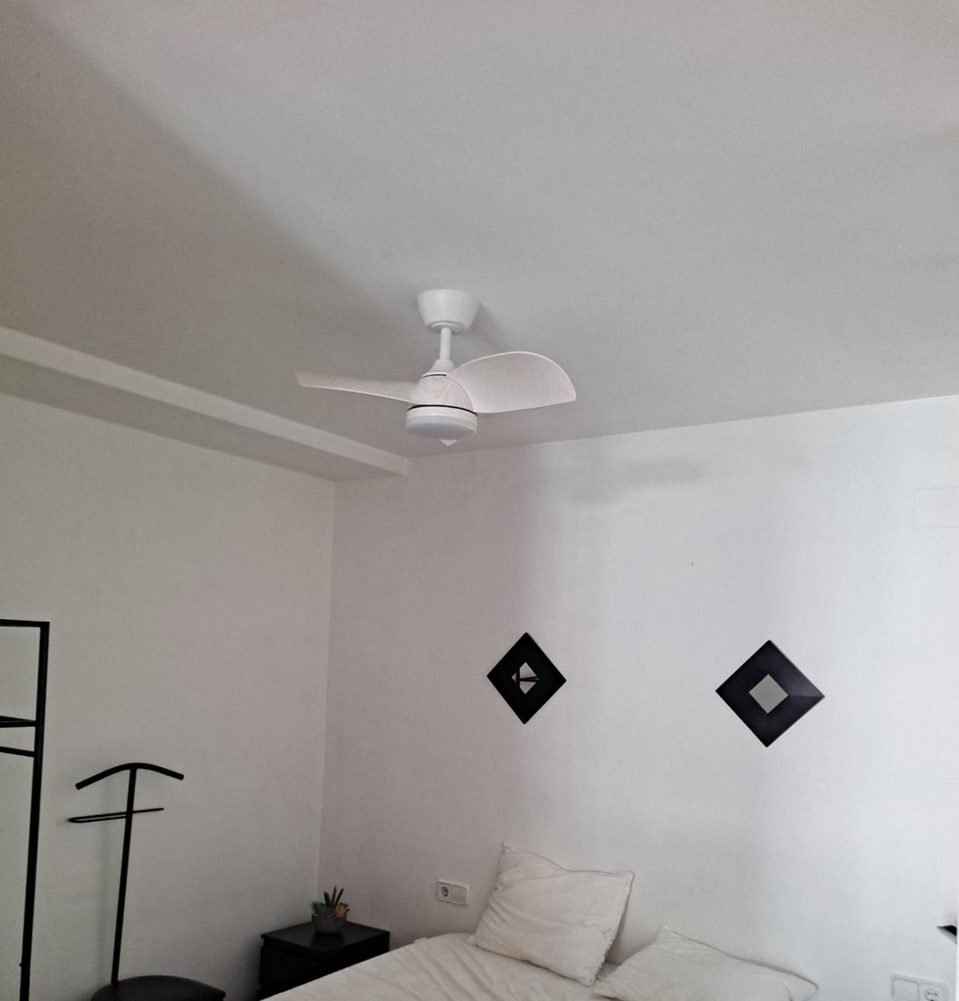 Fantastico Loft Cerca Centro By Lofties Apartment ตาราสซา ภายนอก รูปภาพ